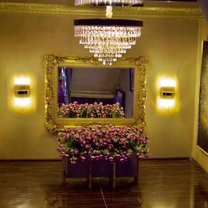 No.1 Hotel